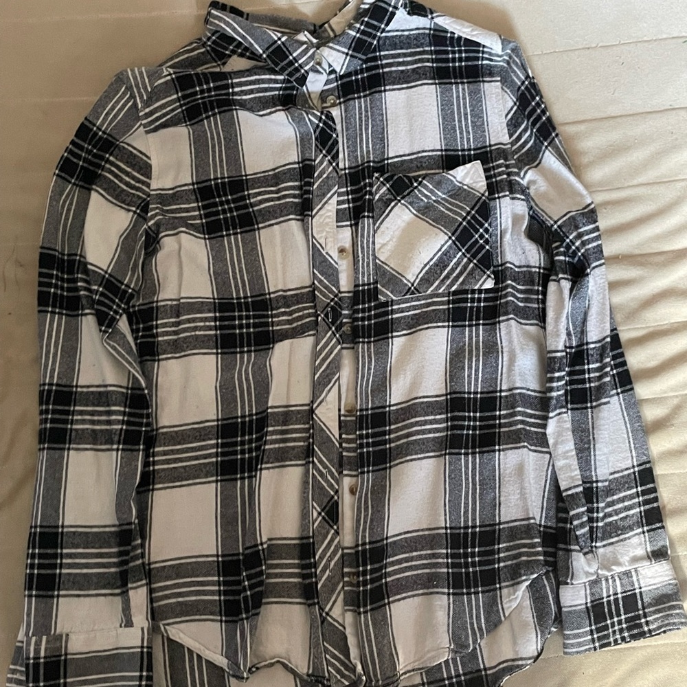 Hello today I am selling a large used Arizona Jean company mens flannel